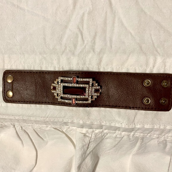 Gorgeous chocolate colored wrist cuff with layered stones - Picture 2 of 10